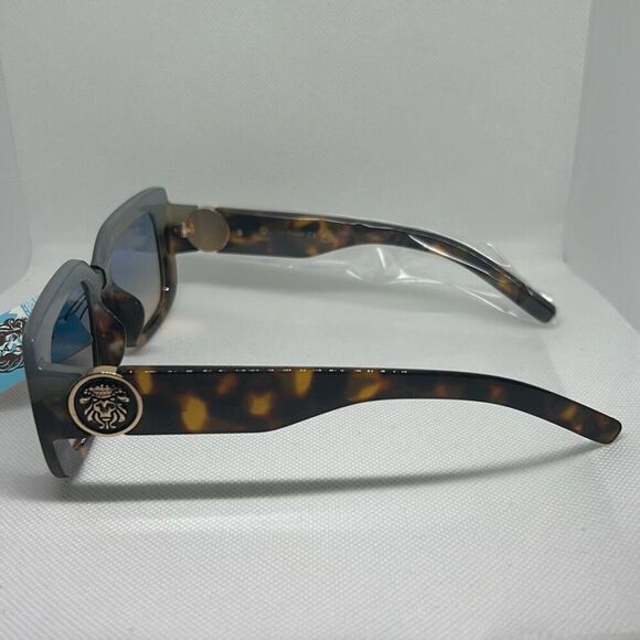 Kleo Tortoise Women’s Sunglasses - Picture 2 of 3